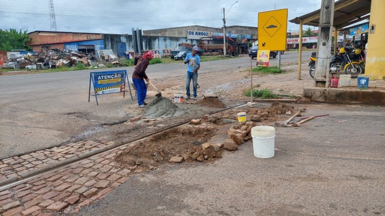 Infraestrutura: tapa-buracos recupera ruas em nove bairros de Floriano