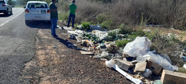 SEMAN faz monitoramento e realiza limpeza de resíduos descartados de forma irregular em Floriano