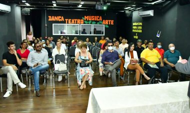 Secom de Floriano mobiliza a imprensa local em momento histórico de capacitação