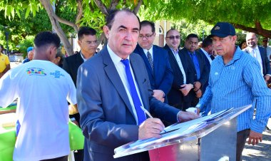 126 anos: Prefeitura de Floriano assina convênios com as associações de produtores rurais