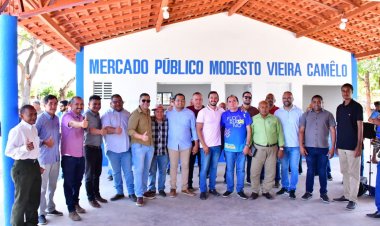 Prefeitura de Floriano entrega Mercado Público Modesto Vieira Camêlo reformado