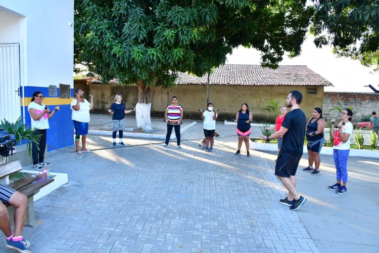 Academia de Saúde do bairro Bom Lugar ganha kits de incentivo à atividade física