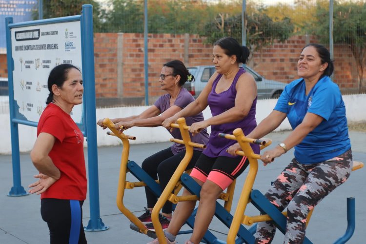 FLORIANO: Academia de Saúde do “Dr. Pedro Rocha” recebe kits de incentivo à atividade física