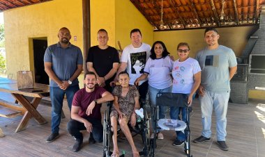 Saúde de Floriano entrega mais dispositivos de locomoção na zona urbana e rural