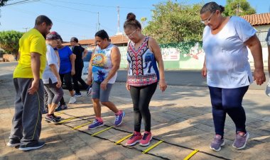 Núcleo de Atividade Física da UBS José Paraguassú reúne dezenas de participantes