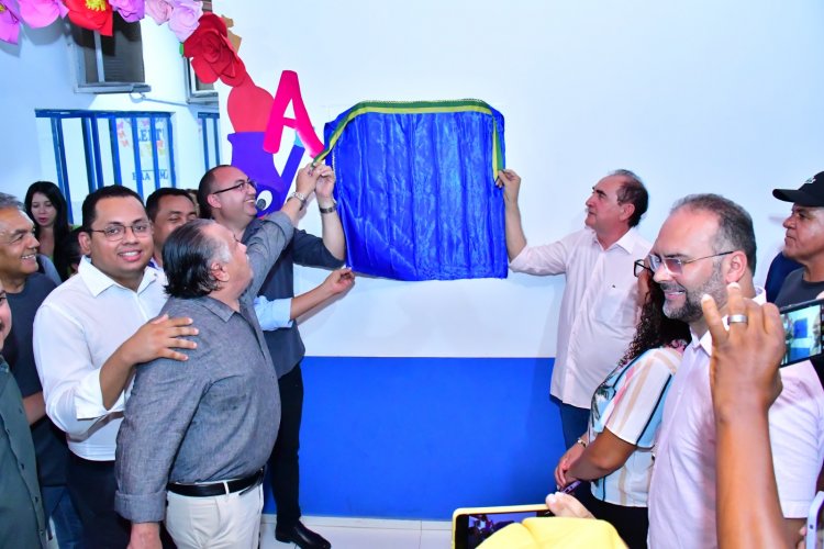 Educação de Floriano entrega ampliação da Escola M. Professor Freire