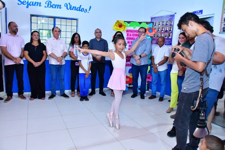 Educação de Floriano entrega ampliação da Escola M. Professor Freire