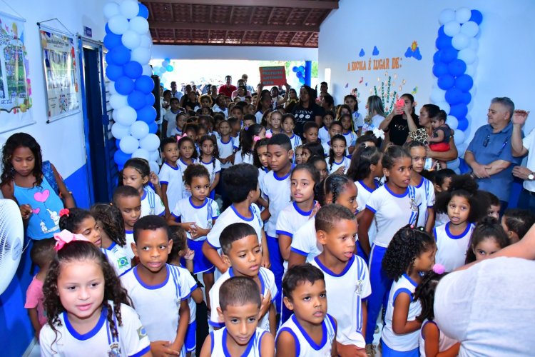 Educação de Floriano entrega ampliação da Escola M. Professor Freire