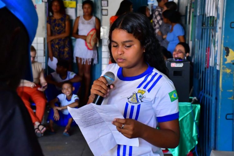 Culminância de projetos incentiva aprendizado em escola municipal de Floriano