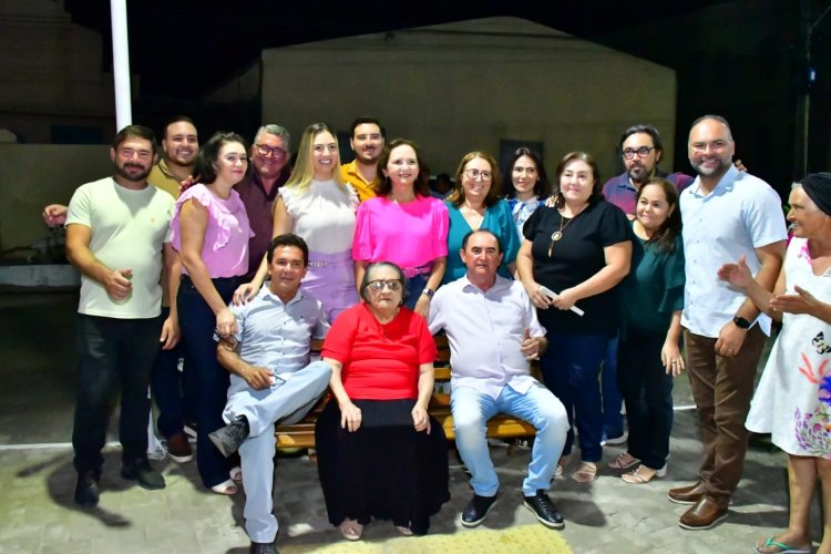 Prefeitura de Floriano inaugura Largo Raimundo Marreiros no bairro Ibiapaba