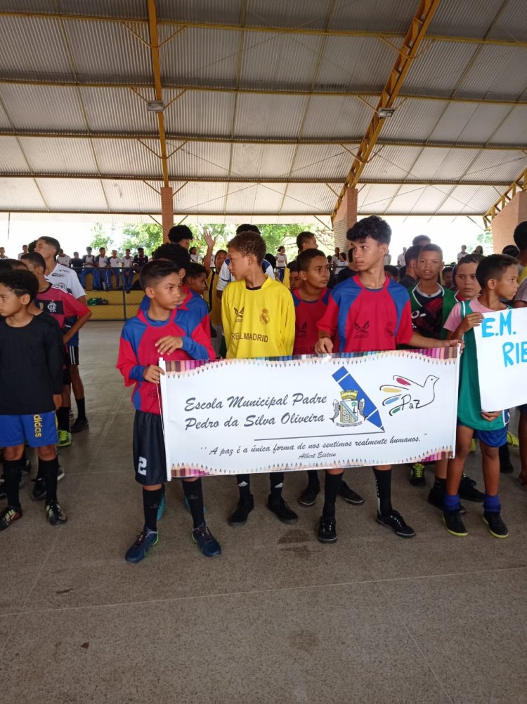 Educação realiza Torneio de Futsal na Escola Municipal Francisco Dutra