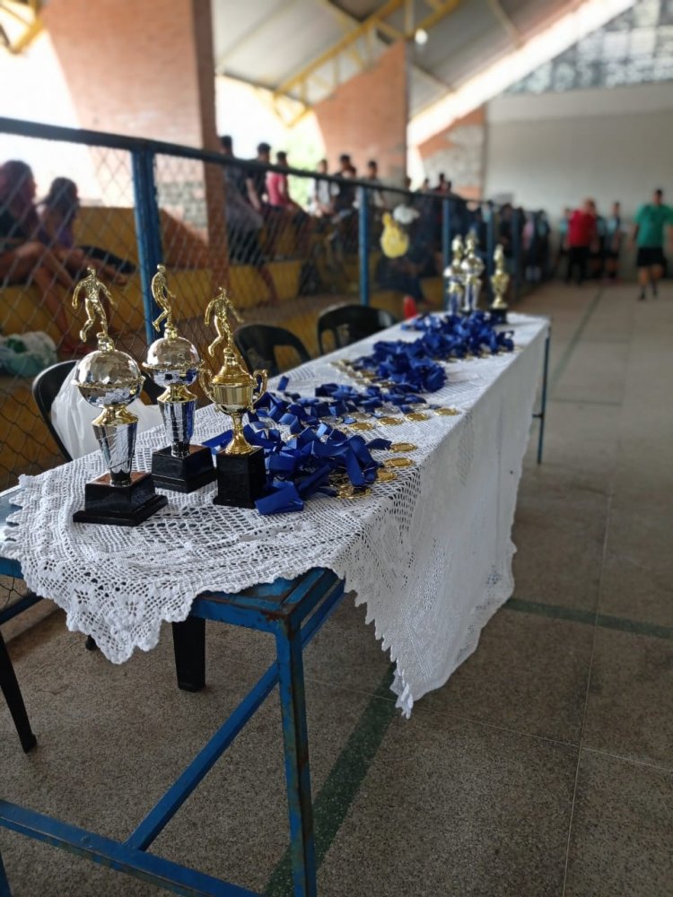 Educação realiza Torneio de Futsal na Escola Municipal Francisco Dutra
