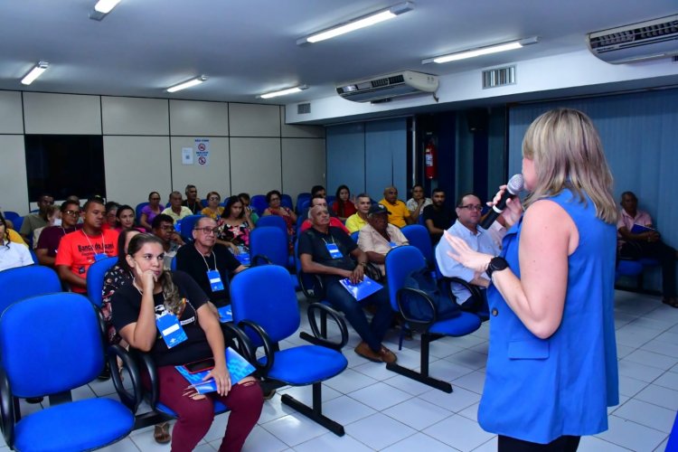 Prefeitura de Floriano e Sebrae capacitam permissionários do Mercado Público Central