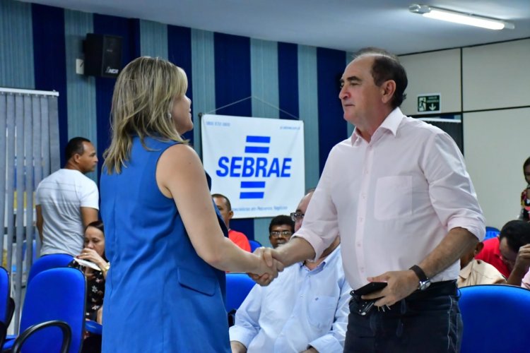 Prefeitura de Floriano e Sebrae capacitam permissionários do Mercado Público Central