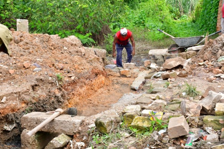 Prefeitura de Floriano inicia mais 5 obras de infraestrutura na cidade