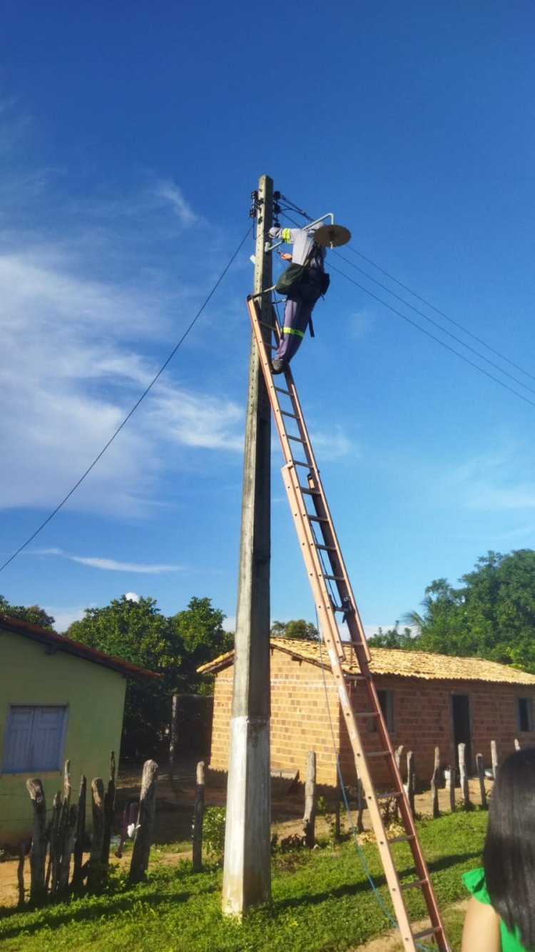 Infraestrutura de Floriano realiza serviços em diversas frentes nas zonas urbana e rural do município