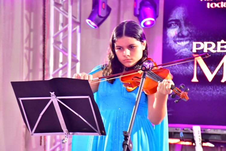 Prefeitura de Floriano comemora o Dia Internacional da Mulher com homenagens