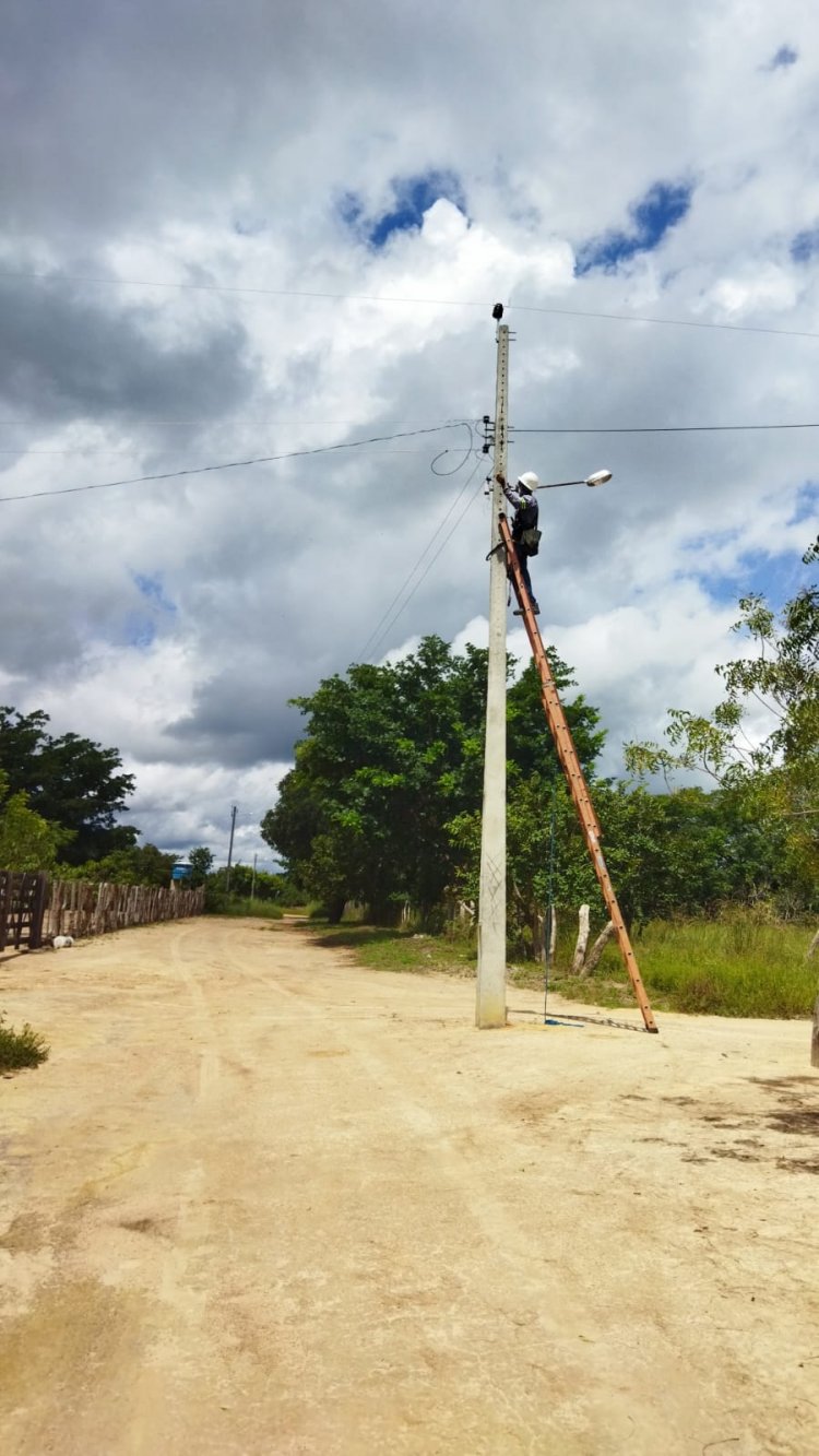 Infraestrutura de Floriano realiza obras de recuperação, iluminação, piçarramento e desobstrução de galeria no município