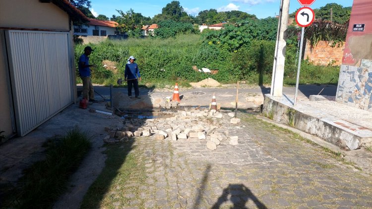 Infraestrurura: Prefeitura de Floriano realiza obras de recuperação em 15 ruas da cidade