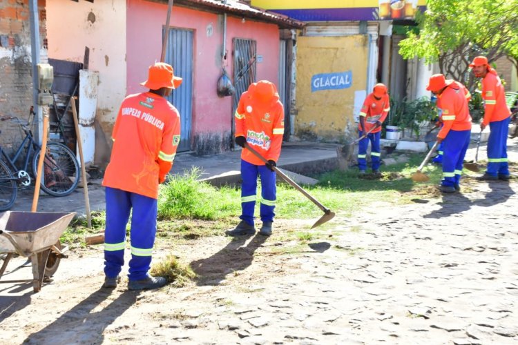 Prefeitura de Floriano lança 3ª edição do 'Nosso Bairro é Limpeza' no bairro Matadouro