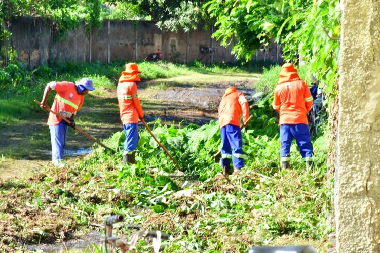 Prefeitura de Floriano lança 3ª edição do 'Nosso Bairro é Limpeza' no bairro Matadouro