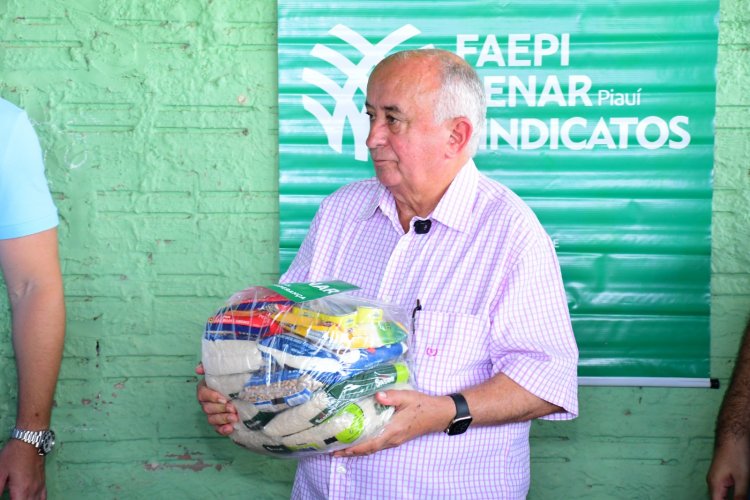 Prefeitura de Floriano entrega cestas básicas em parceria com o SENAR