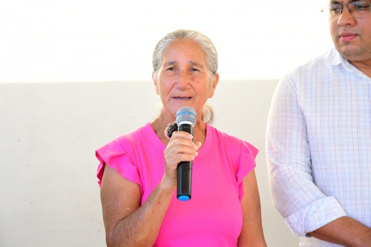 Prefeitura de Floriano entrega mais seis ruas calçadas à população nos 128 anos da cidade