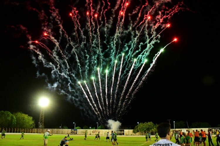 Estádio lotado e decisão acirrada marcam grande final da Copa Floriano 2025