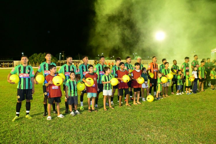 Estádio lotado e decisão acirrada marcam grande final da Copa Floriano 2025