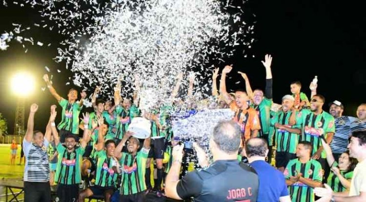 Estádio lotado e decisão acirrada marcam grande final da Copa Floriano 2025