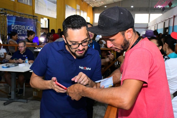 Prefeitura de Floriano apoia ação de entrega de 3 mil kits de TV digital em projeto piloto nacional