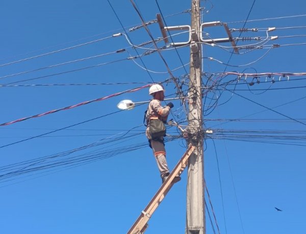 Departamento de Iluminação Pública de Floriano realiza quase 600 atendimentos no mês de novembro