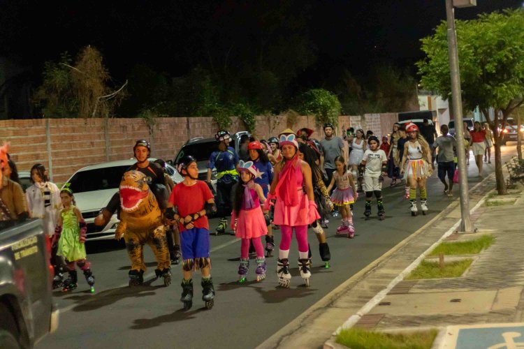Prefeitura de Floriano apoia evento "Rolê de Patins a Fantasia"