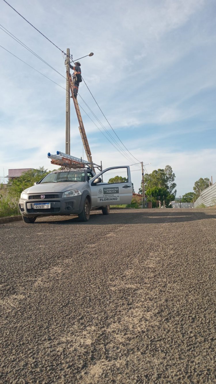 Iluminação Pública: Prefeitura de Floriano realiza mais de 600 serviços em dezembro de 2025