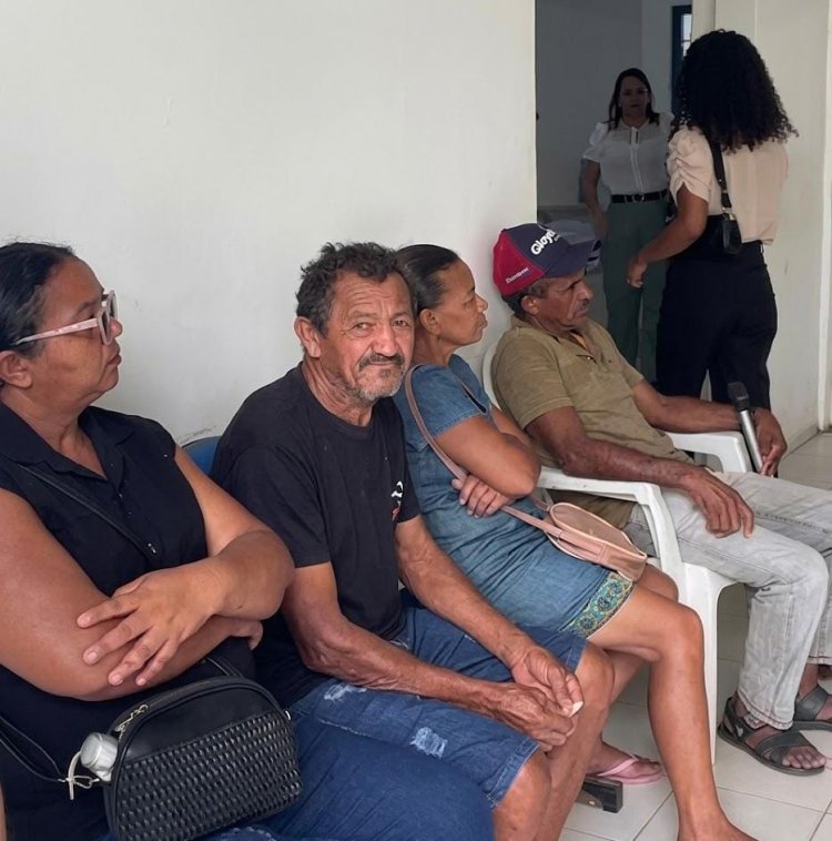 Saúde itinerante de Floriano leva atendimento à comunidade L3 em ação de combate à hanseníase