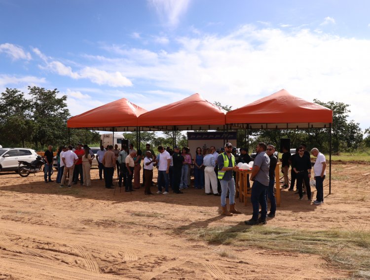 Prefeitura de Floriano acompanha agenda administrativa do governador do Estado no município