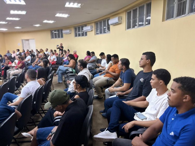 Prefeitura de Floriano realiza audiência pública para discutir elaboração da LDO 2027