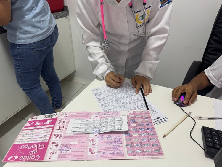 Floriano realiza Dia D de Multivacinação para atualização da caderneta de crianças e adolescentes