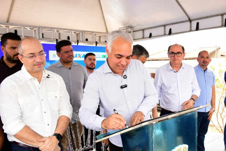 Prefeitura de Floriano entrega 72 casas no Residencial Cajueiro II e anuncia mais 150 unidades