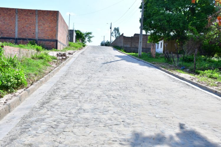 Floriano: prefeito e secretários visitam ruas contempladas pelo PLANMOB