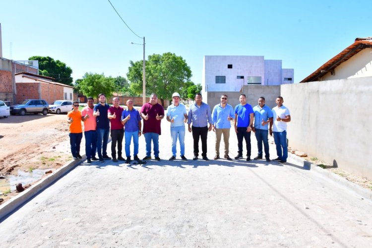 Floriano: prefeito e secretários visitam ruas contempladas pelo PLANMOB