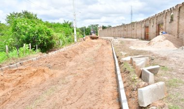 Prefeitura de Floriano inicia mais 5 obras de infraestrutura na cidade
