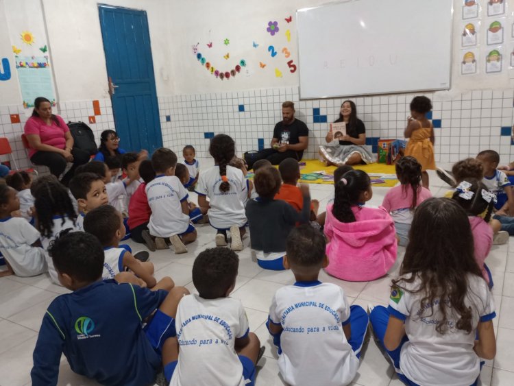 Cultura e Educação: Prefeitura de Floriano realiza projeto 'Biblioteca Viva' em escolas do município
