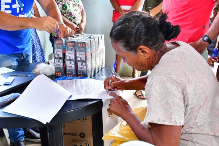 Prefeitura de Floriano realiza ação social no Assentamento Canela de Velho