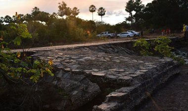 Floriano 127 anos: assinada ordem de serviço para reconstrução da passagem molhada da Localidade Rio Branco
