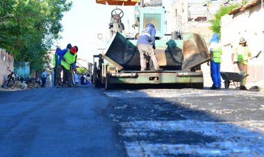 Floriano 127 anos: Prefeitura de Floriano inicia obras de asfaltamento na Rua Defala Attem