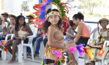 Dia do Folclore brasileiro é comemorado com apresentações culturais em Floriano