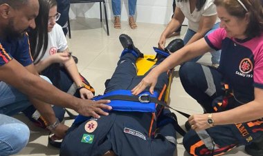 Capacitação no SAMU de Floriano aprimora atendimento a pacientes em crise psiquiátrica