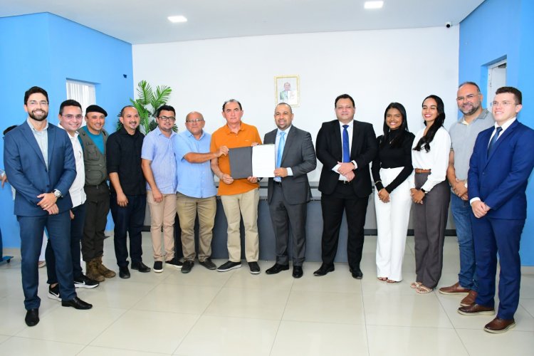 128 anos: Prefeitura de Floriano lança 2ª etapa de regularização fundiária no Cajueiro II