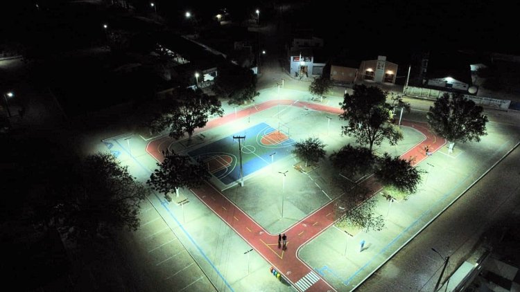 Praça do bairro Taboca é reurbanizada e devolvida pela Prefeitura de Floriano à população